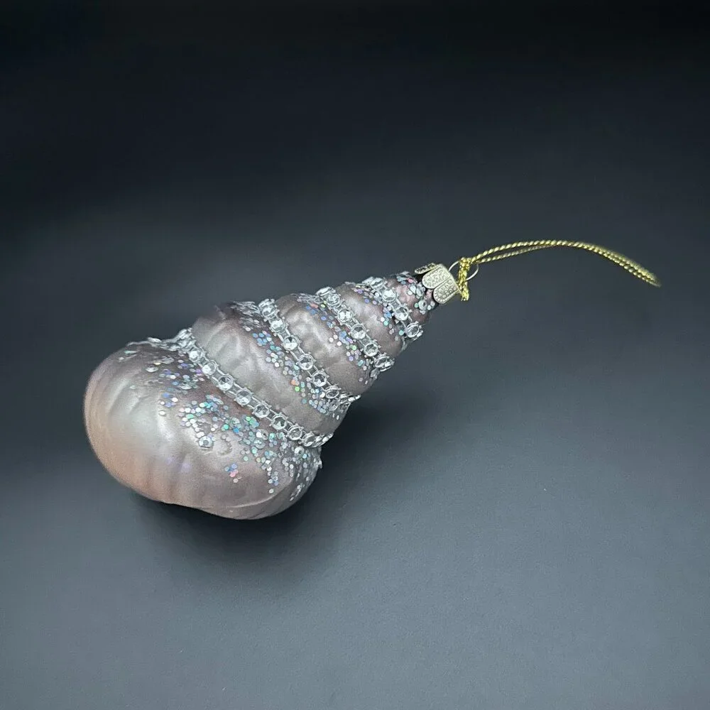 ✨ Wilford & Lee Home Accents Glass Shell Ornament – Elegant Coastal Decor ✨